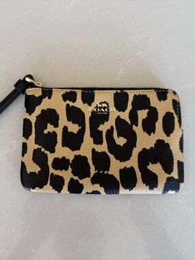 Coach Women's Small Corner Zip Wristlet with Leopard Print (Leopard Multi)
